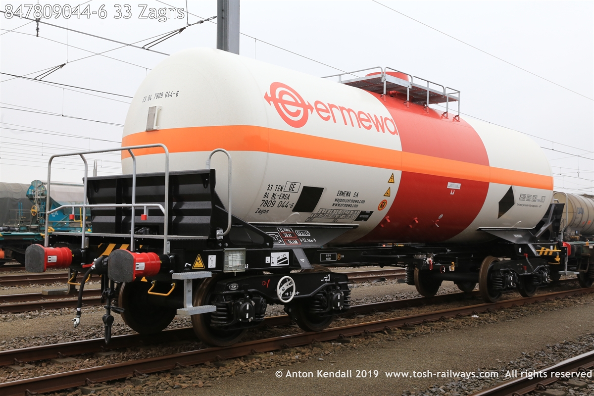 84 780 (33)